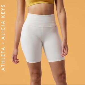 Alicia Keys x Athleta Ribbed Biker Shorts 9” - white